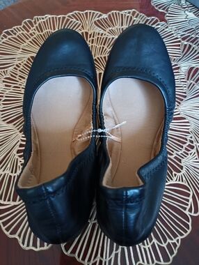 Classic NY & Co Black Women's Ballet Flats - Comfortable Slip-On, Size 7